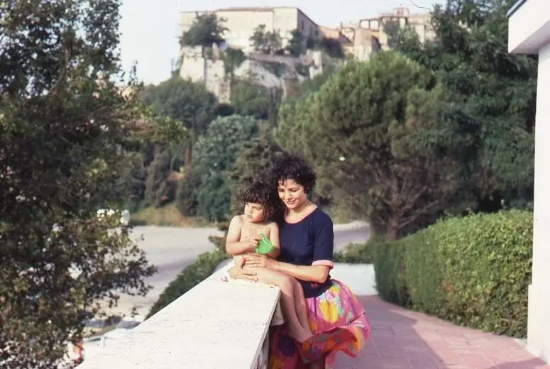 Ziba Kazemi, a mother